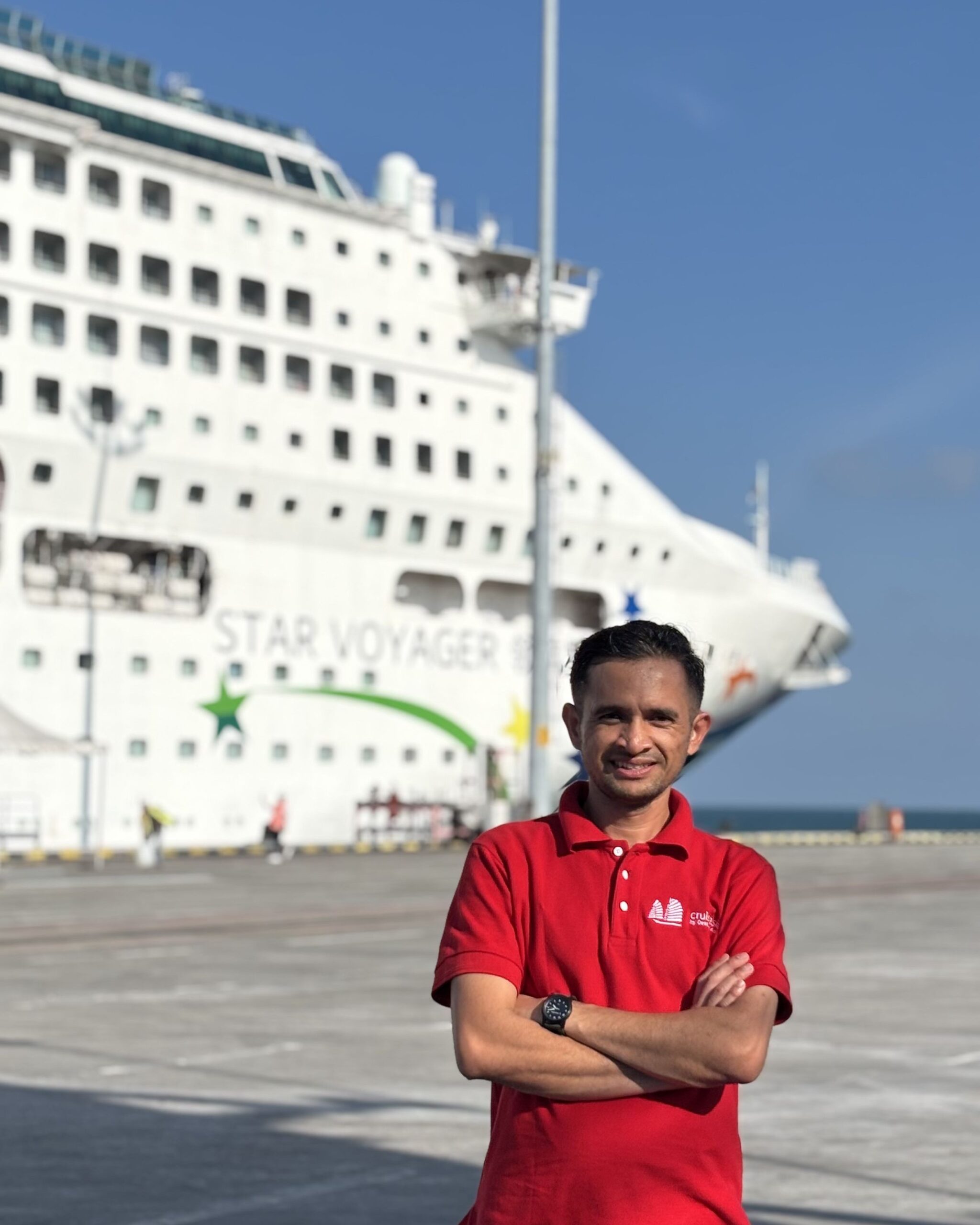 Cruise ship